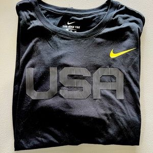 Mens Nike USA tee.  Never worn size XXL